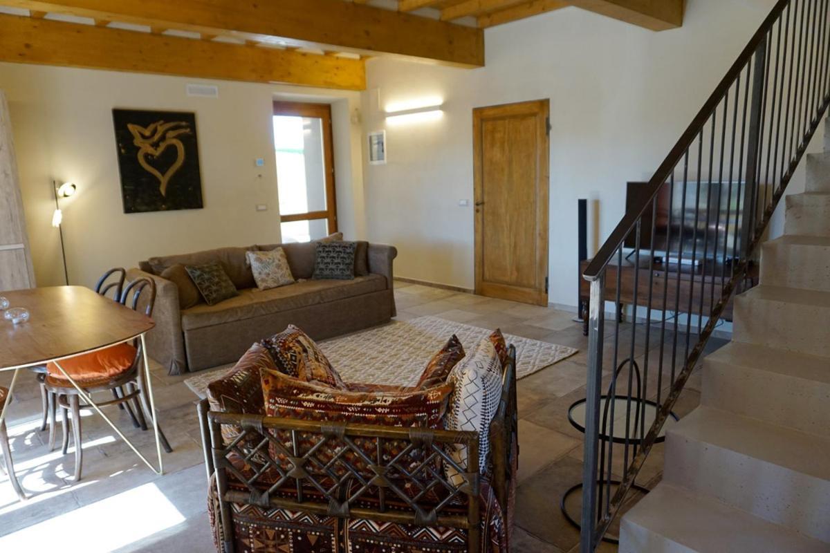 Agriturismo Cheloni Guasticce Zewnętrze zdjęcie