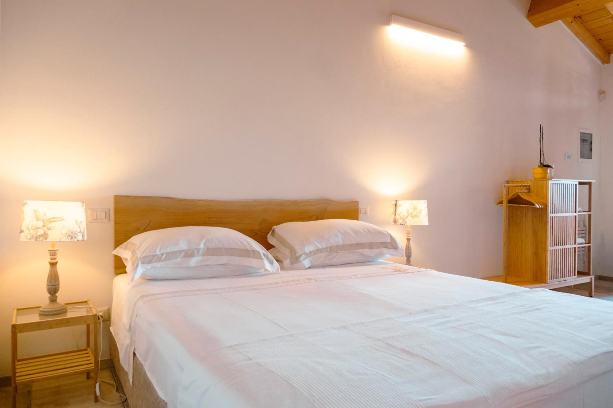 Agriturismo Cheloni Guasticce Zewnętrze zdjęcie